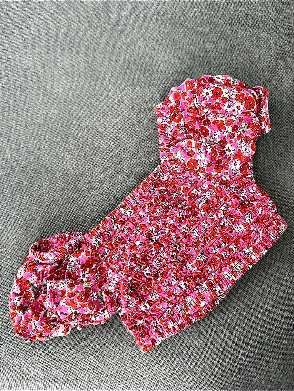 Vince Camuto Floral Romper in Pink & Red Size 18M Like New